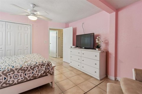 Casa en venta en Tampa, Florida, 3 dormitorios, 116.78 m2 № 2167437 - foto 22