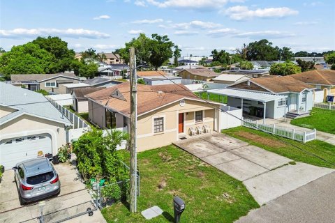 Casa en venta en Tampa, Florida, 3 dormitorios, 116.78 m2 № 2167437 - foto 10