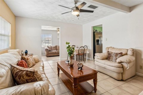 Casa en venta en Tampa, Florida, 3 dormitorios, 116.78 m2 № 2167437 - foto 16