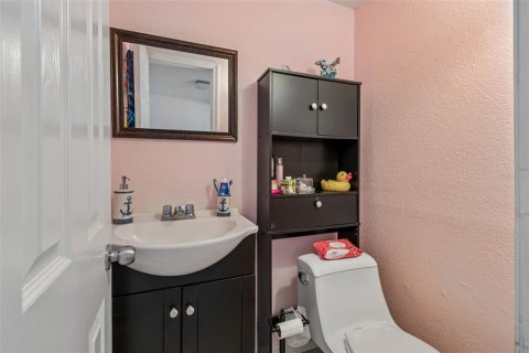 Casa en venta en Tampa, Florida, 3 dormitorios, 116.78 m2 № 2167437 - foto 24