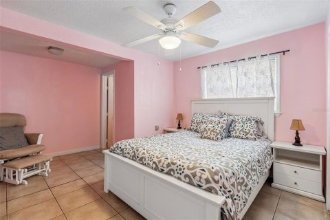 Casa en venta en Tampa, Florida, 3 dormitorios, 116.78 m2 № 2167437 - foto 20