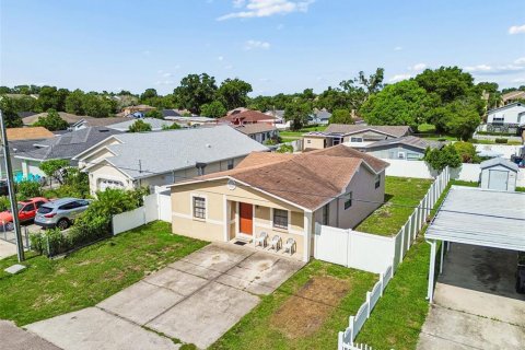 Casa en venta en Tampa, Florida, 3 dormitorios, 116.78 m2 № 2167437 - foto 9