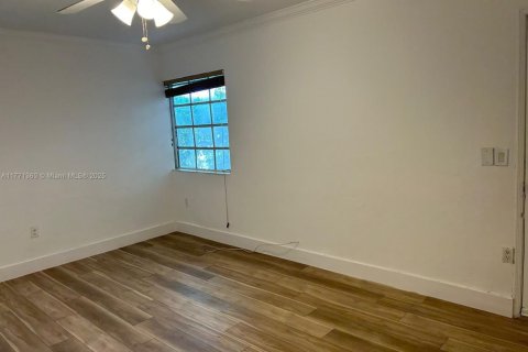 Copropriété à vendre à Miami Beach, Floride: 1 chambre, 66.33 m2 № 1867825 - photo 8