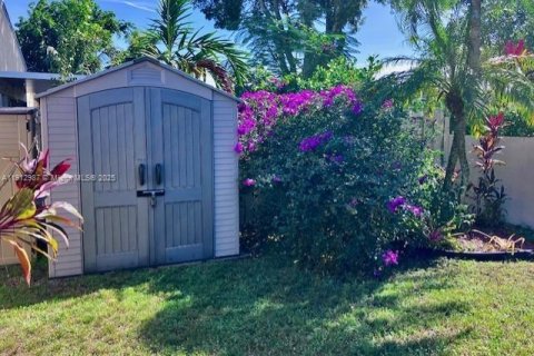 Купить виллу или дом в Дейви, Флорида 2 спальни, 115.57м2, № 1969674 - фото 16