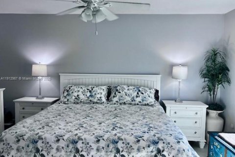 Купить виллу или дом в Дейви, Флорида 2 спальни, 115.57м2, № 1969674 - фото 9