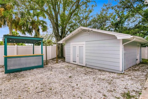 Villa ou maison à vendre à Saint Petersburg, Floride: 4 chambres, 175.12 m2 № 1900401 - photo 28
