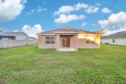 Casa en venta en Port St. Lucie, Florida, 4 dormitorios, 177.91 m2 № 2247120 - foto 22