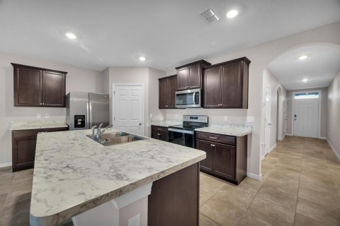 Casa en venta en Port St. Lucie, Florida, 4 dormitorios, 177.91 m2 № 2247120 - foto 12