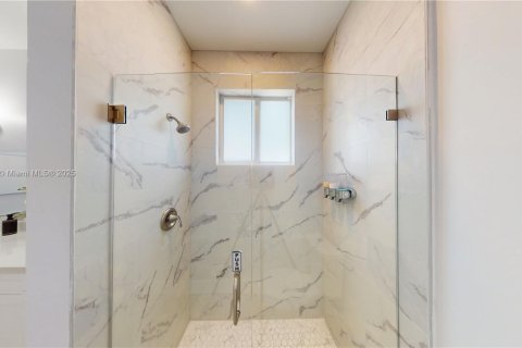 House in Fort Lauderdale, Florida 3 bedrooms, 120.4 sq.m. № 1707893 - photo 16