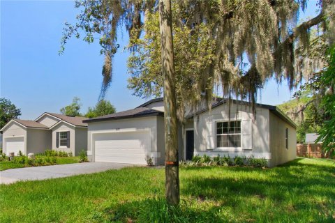 House in Apopka, Florida 4 bedrooms, 143.16 sq.m. № 1769441 - photo 2