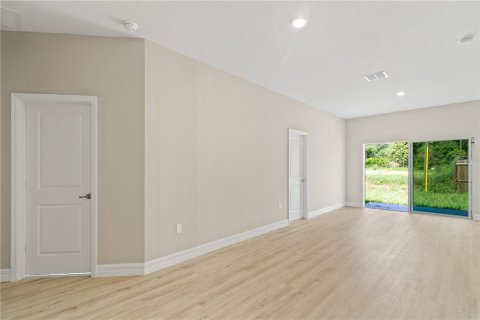 House in Apopka, Florida 4 bedrooms, 143.16 sq.m. № 1769441 - photo 21