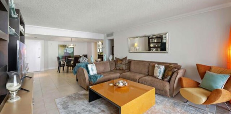 Condominio en South Palm Beach, Florida, 3 dormitorios  № 1231268