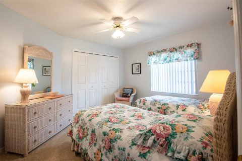 Condo in Lake Suzy, Florida, 3 bedrooms  № 1562331 - photo 22
