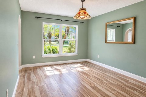 Casa en venta en Vero Beach, Florida, 4 dormitorios, 215.53 m2 № 2428396 - foto 15