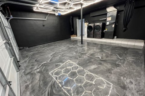 Villa ou maison à vendre à Hialeah, Floride: 3 chambres, 176.14 m2 № 2025020 - photo 4