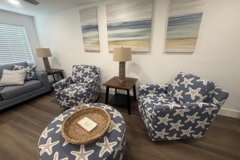 Condo in Ocean Ridge, Florida, 1 bedroom № 2153754 - photo 12