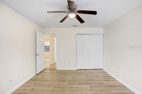 House in Tampa, Florida 3 bedrooms, 133.87 sq.m. № 1873333 - photo 9