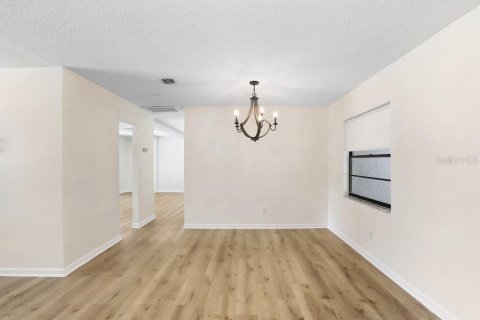 House in Tampa, Florida 3 bedrooms, 133.87 sq.m. № 1873333 - photo 7