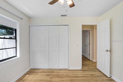 House in Tampa, Florida 3 bedrooms, 133.87 sq.m. № 1873333 - photo 13