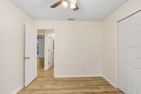 House in Tampa, Florida 3 bedrooms, 133.87 sq.m. № 1873333 - photo 15