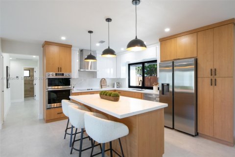 Casa en venta en Hollywood, Florida, 4 dormitorios, 205.78 m2 № 1993371 - foto 14