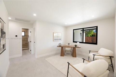 Casa en venta en Hollywood, Florida, 4 dormitorios, 205.78 m2 № 1993371 - foto 24