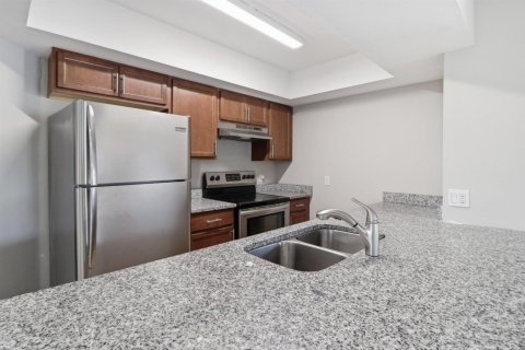 Appartement à louer à St. Lucie, Floride: 2 chambres, 92.9 m2 № 2254355 - photo 8