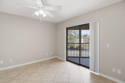Appartement à louer à St. Lucie, Floride: 2 chambres, 92.9 m2 № 2254355 - photo 10