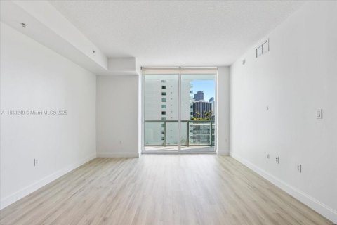 Condominio en venta en Miami, Florida, 1 dormitorio, 77.85 m2 № 1928679 - foto 13