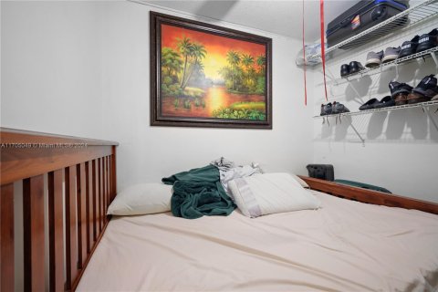 Condominio en venta en North Miami Beach, Florida, 2 dormitorios, 95.13 m2 № 1867430 - foto 15