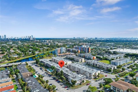 Condominio en venta en North Miami Beach, Florida, 2 dormitorios, 95.13 m2 № 1867430 - foto 20