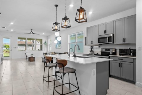 Villa ou maison à vendre à Deerfield Beach, Floride: 2 chambres, 147.71 m2 № 1877524 - photo 4