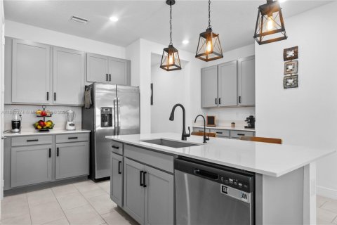 Villa ou maison à vendre à Deerfield Beach, Floride: 2 chambres, 147.71 m2 № 1877524 - photo 7