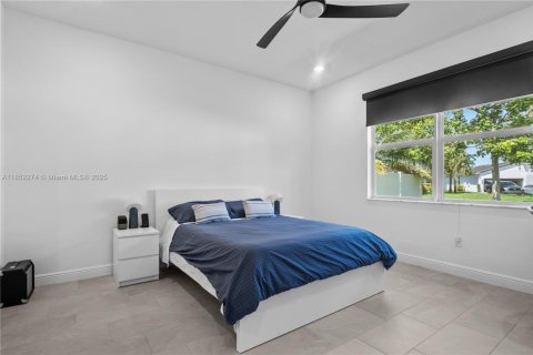 Villa ou maison à vendre à Deerfield Beach, Floride: 2 chambres, 147.71 m2 № 1877524 - photo 18