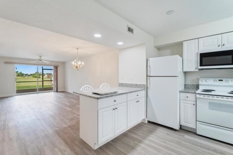 Copropriété à vendre à Punta Gorda, Floride: 2 chambres, 94.48 m2 № 1534779 - photo 7