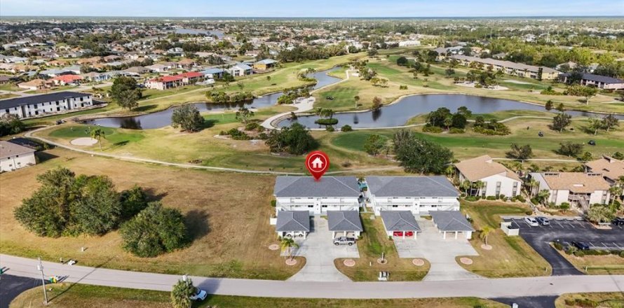 Condo à Punta Gorda, Floride, 2 chambres  № 1534779
