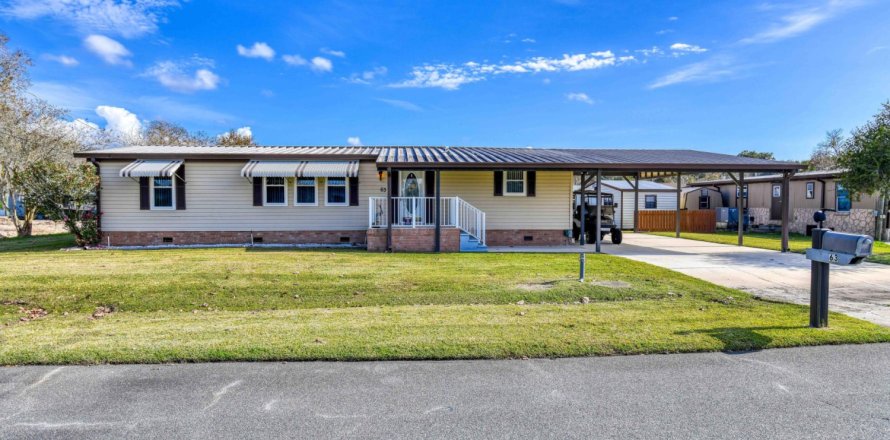 House in Welaka, Florida 3 bedrooms, 176.14 sq.m. № 885609