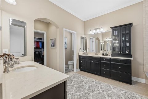 Villa ou maison à vendre à Tampa, Floride: 4 chambres, 358.97 m2 № 2217779 - photo 23