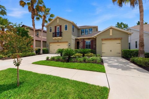 House in Tampa, Florida 4 bedrooms, 358.97 sq.m. № 2217779
