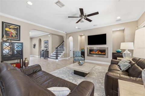 Villa ou maison à vendre à Tampa, Floride: 4 chambres, 358.97 m2 № 2217779 - photo 8