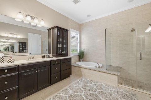 Villa ou maison à vendre à Tampa, Floride: 4 chambres, 358.97 m2 № 2217779 - photo 24
