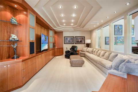 Купить виллу или дом в Бока-Ратон, Флорида 5 спален, 620.59м2, № 1855071 - фото 14