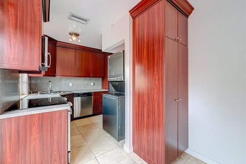 Adosado en venta en Weston, Florida, 2 dormitorios, 94.57 m2 № 1950696 - foto 20