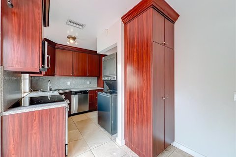 Adosado en venta en Weston, Florida, 2 dormitorios, 94.57 m2 № 1950696 - foto 19