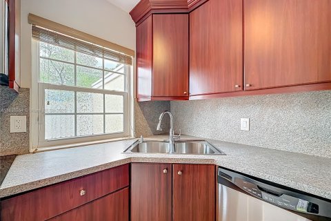 Adosado en venta en Weston, Florida, 2 dormitorios, 94.57 m2 № 1950696 - foto 26