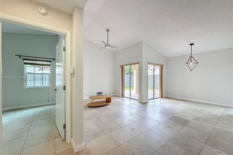 Adosado en venta en Weston, Florida, 2 dormitorios, 94.57 m2 № 1950696 - foto 6