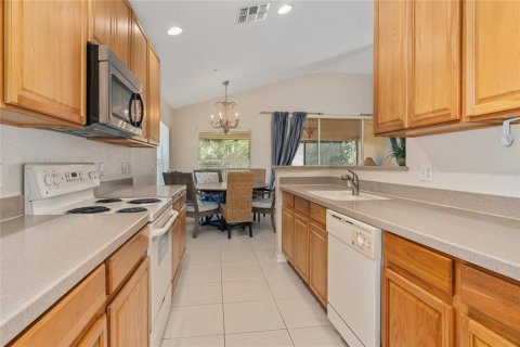 Condominio en venta en Orlando, Florida, 3 dormitorios, 166.95 m2 № 2213987 - foto 12