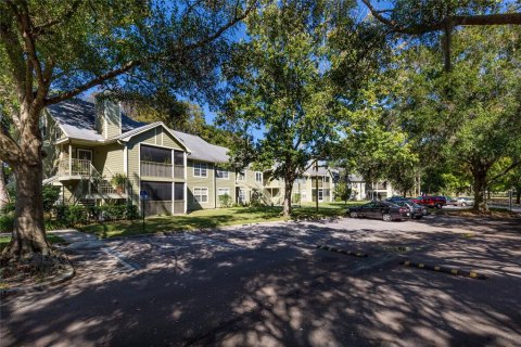 Condo in Orlando, Florida, 2 bedrooms № 2233432 - photo 29