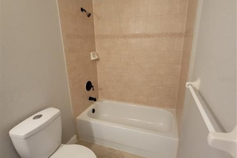Condo in Orlando, Florida, 2 bedrooms № 2233432 - photo 19