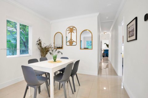 Villa ou maison à louer à Miami, Floride: 4 chambres, 122.63 m2 № 2055541 - photo 7